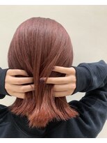 バズ(BUZZ) 1ブリーチでピンクカラー