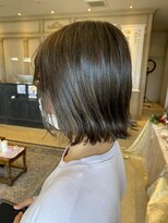 アレクサンドルオブカラーズカナザワ(ALEXANDRE OF COLORS KANAZAWA)&nbsp;切りっぱなしボブ