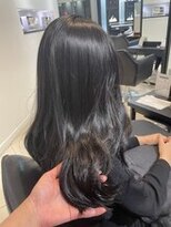 ラブクロムトーキョー オモテサンドウ(LOVECHROME OMOTESANDO)&nbsp;大人のふんわりカール　ショコラアッシュヘルシースタイル