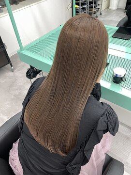 エイト 横浜店(EIGHT) オリーブベージュ