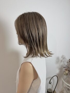 コーム(coom) ミルクティーベージュ