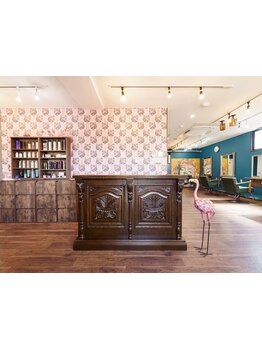 気さくで親身なスタイリスト揃い！初めてでも緊張せずに過ごせる雰囲気が男女問わず大人気◎