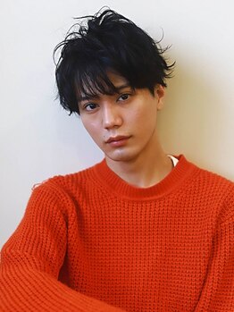 ザビーアールクラブ 大和八木(The BR Club)の写真/隠れ家風メンズ専門店。プロのカットで毎朝のセットが時短になる、扱いやすいスタイルをご提案。