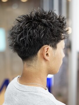 ボブ 金沢(BOB) 10代20代ルーズパーマスパイキー刈り上げテーパーフェード