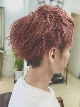 ルーチェココ(Lu'ce coco) アップバングショート×ハイトーンピンク