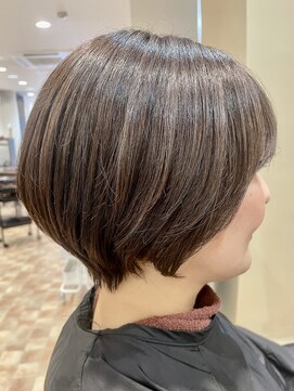 アイニ 河内小阪店(aini) 白髪ぼかしカラー白髪ぼかしハイライト大人ショート30、40、50代