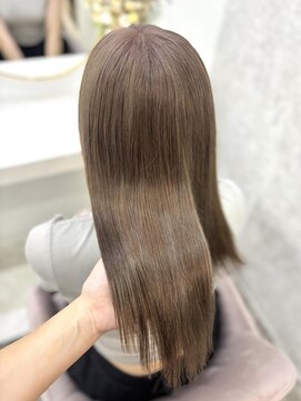 ラビス(Lovis) 大人ガーリー/似合わせカット/ミディアムレイヤー