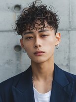 インブルーム(In Bloom) スペインカール フェードカット 刈り上げ メンズパーマ 20代