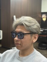 ドゥーエン(DoEN) メンズセンターパート/メンズシルバーカラー