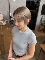 シー(Ciii)&nbsp;Stylistイケダ>>ミルクティーブロンド