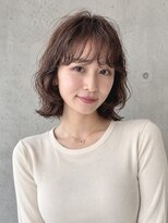 ベラバイブルーム(BELLA by Blume)&nbsp;柔らかウェーブの大人ボブ