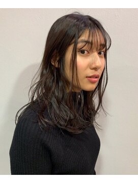 クラン(clan) 斜めバングふわくしゅカールショート