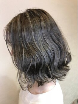 ヘアーズ ボブ 住道店(Hair's BOB)の写真/高浸透×高発色でイメージ通りの髪色に♪個性を放つ豊富なカラーバリエの中から魅力溢れるあなた色を発見☆