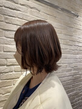 ミント バイ フォルテ(mint by FORTE) アッシュベージュ×ウルフボブ