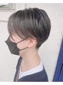 刈り上げショートボブ