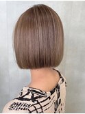 ショートボブ/ストレート/ブラウンベージュ