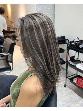 ブレンド 渋谷(BLend) ハイライトブルージュマチルダボブインナーグレージュ