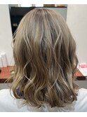 ライトミルクティーベージュボブ