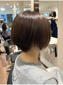 40代50代丸み大人ショートカット白髪ぼかしハイライト根元パーマ