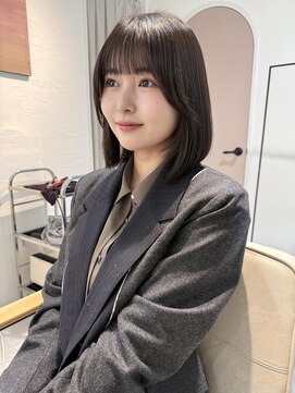 ティア(Tia.) 縮毛矯正/髪質改善トリートメント/ミディアムヘア/グレージュ