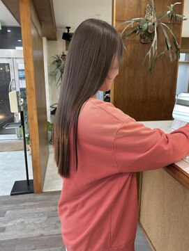 イット(it.) 【yuna】ラベンダーグレージュ