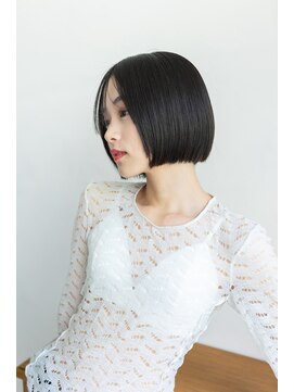 ミット バイ ツリー 吉祥寺(mit by tree) ブルーブラック切りっぱなしボブストレートセンターパート美髪