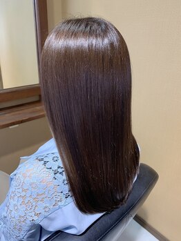 ジュエル(JEWEL)の写真/髪質改善に特化したサロン。髪のお悩みにも、しっかり向き合い、大人女性の美をサポート!