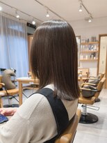 クラップス 上大岡(CLAPS)&nbsp;ミディアム オリーブカラー ストレート ツヤ髪 20代30代40代