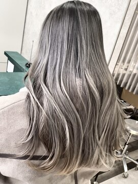 ラビマーニ 箕面店(Labimani) 【Labimani】ホワイトベージュバレイヤージュ