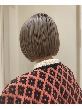 オウン 藤沢(Own.) ＊京香＊ハイトーン/ダブルカラー/ブリーチ/ボブ