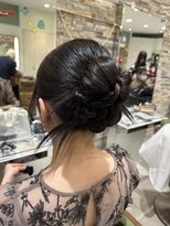 コム(com by neolive) ヘアセット*カチモリ