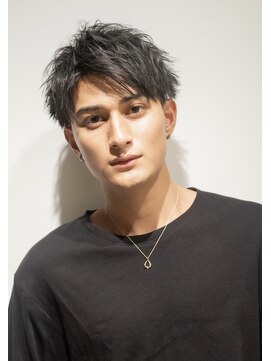 リップス レイ ギンザ(LIPPS Ray GINZA) ツーブロック刈り上げアップバングショート