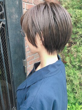 エミス バイ メルト 吉祥寺(emis by melt) 大人かわいい丸みショート20.30.40代人気☆ページュ系カラー◎