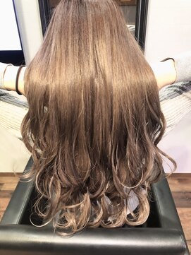 リベル(rebelle) アッシュベージュ☆