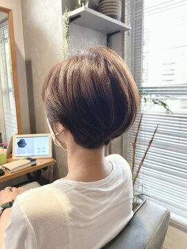 ビス フルール 日暮里店(Vis fleur) 大人可愛い大人美人ふんわりカール小顔カットショコラアッシュ