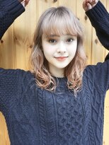 ブゾン(buZon)&nbsp;【buZonブゾン】パーマ風コテ巻きウェーブ　スタイル