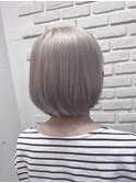 ホワイトカラー/タッセルボブ/ブリーチカラー/シルバー/池袋