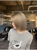 ハイトーンベージュ