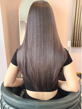 シェリ(che'rie) ブリーチ×ダブルカラー×シルバーベージュ