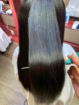 ジュリアンマーラ(Julien Mara) 髪質改善ストレート/艶感ブラック/サラ艶ロングヘア/暗髪/美髪