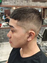 フォーコーナーズカットショップスリーセント 栄(FourCornersCutShop 3/cent)&nbsp;バズクロップ/フェードカット/スキンフェード