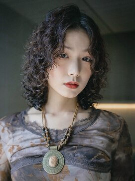 アイティー バイ アルバム 浦和店(IT by ALBUM) 韓国ヘアミディアム顔周りレイヤー小顔_F1285