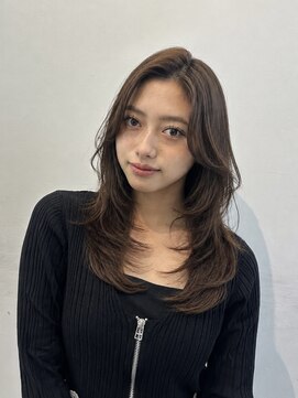 ブリッサ(brisa) ロングレイヤー/顔周りレイヤー/暗髪/透明感カラー