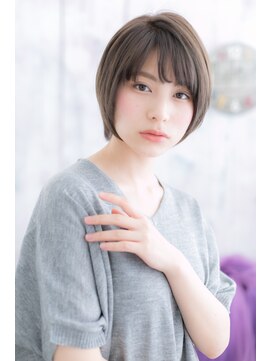 ヘアアンドビューティー ミック(Hair & Beauty miq) 前下がりで小顔仕上げ…丸みショートa