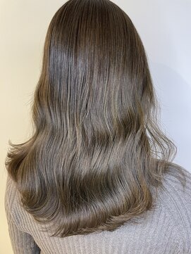 ジーナ 銀座中央通り(Zina) 【Zina銀座中央通り】王道うるツヤブラウンベージュ