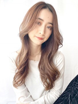 ケーツー心斎橋 クイーンズガーデン バイ ケーツー(K two QUEEN'S GARDEN by K two) タイトルセンターパートで大人ロング1/心斎橋&難波&なんば