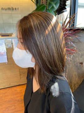 ナンバー 秋田店(N°) 大人かわいいくびれミディラベンダーインナーカラー