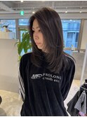 ウルフレイヤーカットミディアムストレート透明感カラー髪質改善