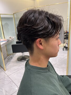 六本木美容室 白金店 ニュアンスパーマセンターパート
