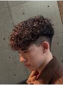 スペインカール　ツイストスパイラル眉カットメンズパーマ